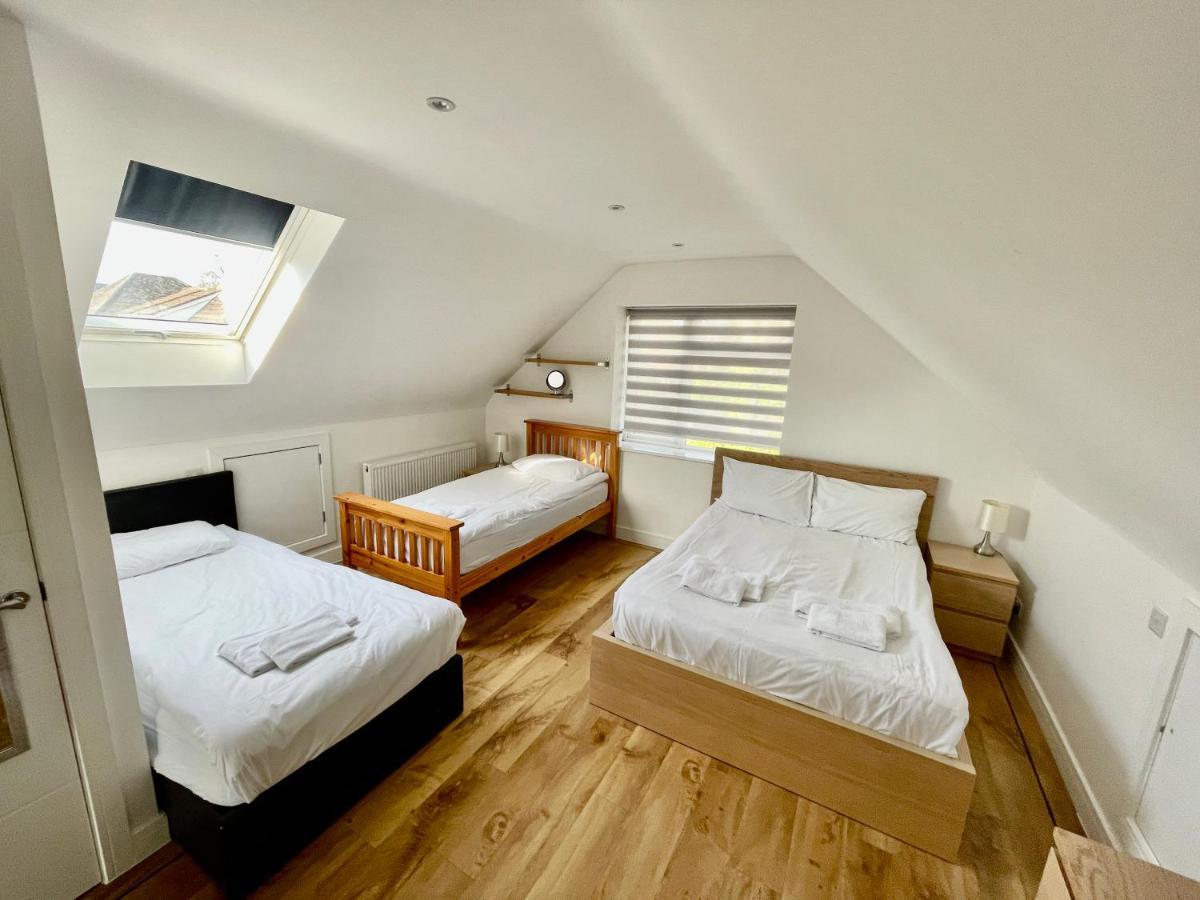 Four Corners Holiday Home Hot Tub & Sauna Ferndown Eksteriør billede