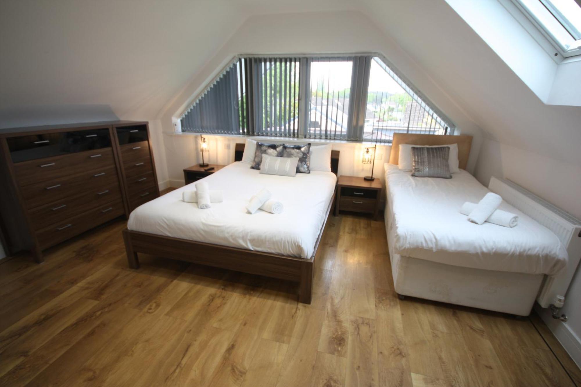 Four Corners Holiday Home Hot Tub & Sauna Ferndown Eksteriør billede